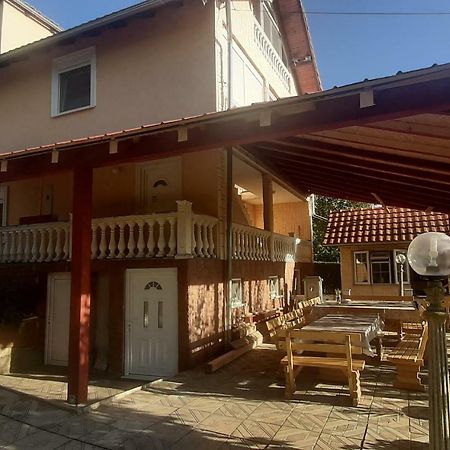 Aleksandar Vila BR Vrdnik Exterior foto