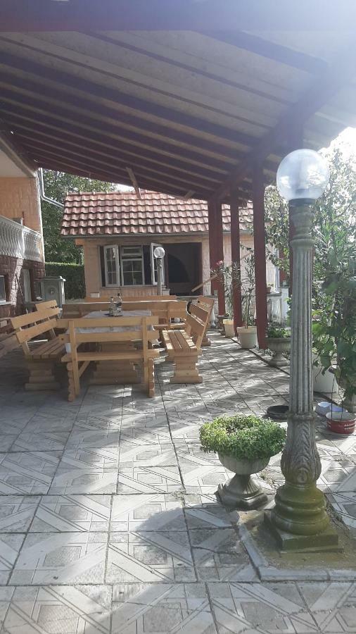 Aleksandar Vila BR Vrdnik Exterior foto