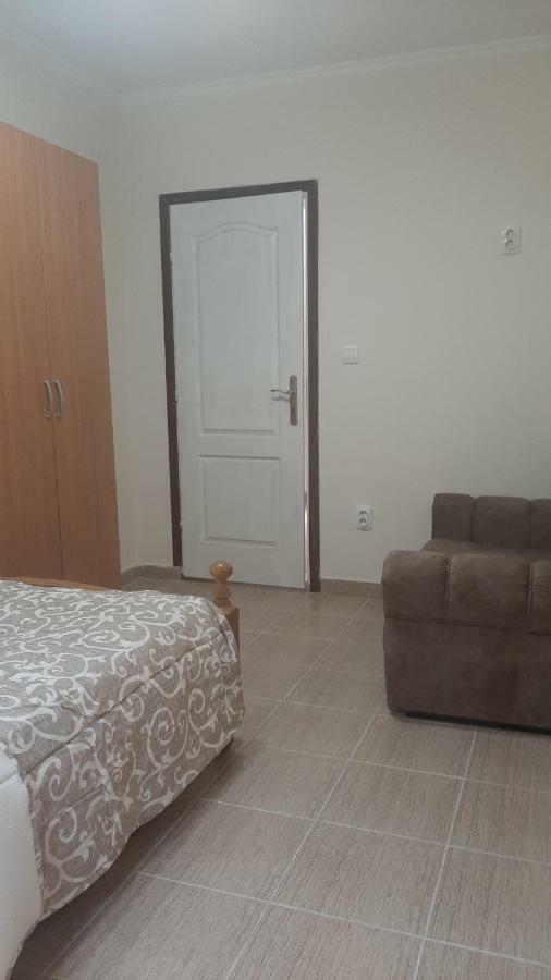 Aleksandar Vila BR Vrdnik Quarto foto